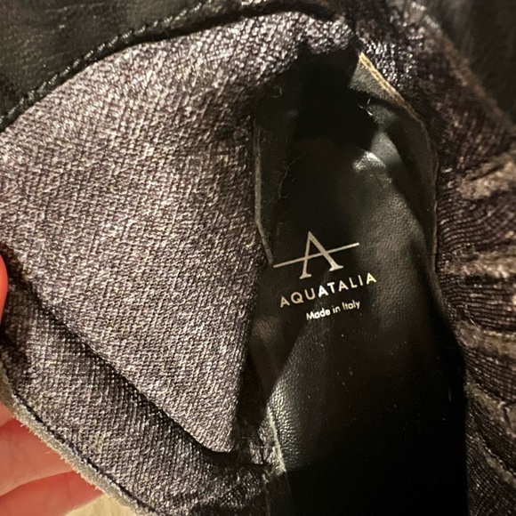 Aquatalia Oribella grey suede Leather Sole perfect for spring! - Picture 9 of 13